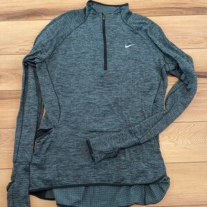 Nike thermal dri-fit. Size medium